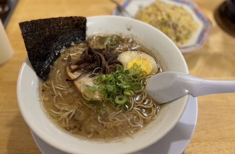 九品寺｜チャーハンセットがオススメ！昼のみ営業の行列のできるラーメン屋