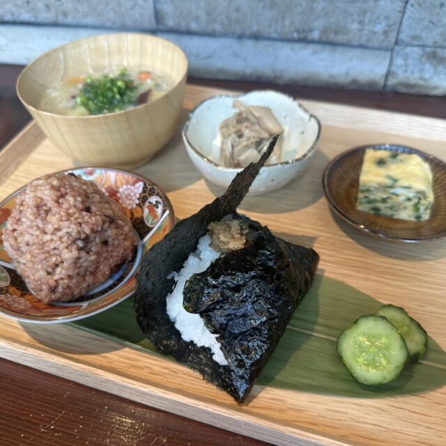 並木坂｜素材の味を十分に楽しめる！お昼も食べられるワンプレートの朝ごはん屋さん