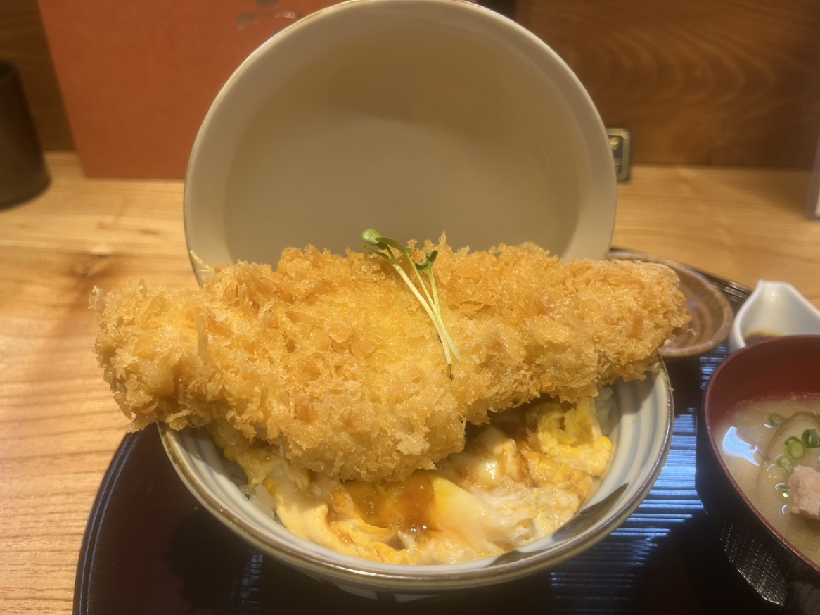 上熊本｜とじないかつ丼！？銘柄豚を使用したとんかつが楽しめるお店