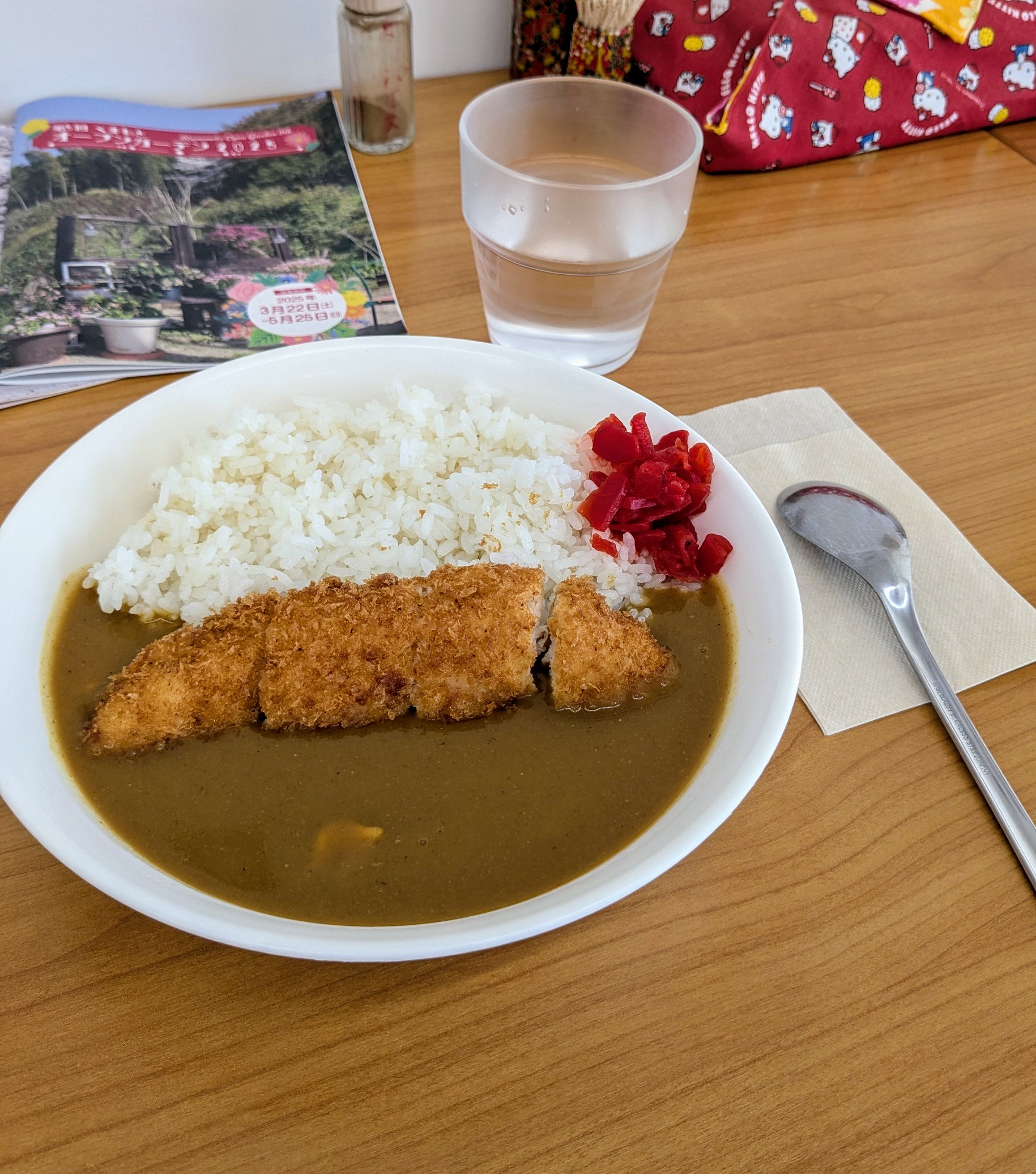 八景水谷｜お値打ちで美味しい！長年地元で愛されている、どこか懐かしいカレー屋さん