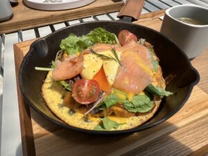 山鹿｜ペット飼っている人も必見！ペットと一緒に楽しむ、こだわり卵のごちそう時間