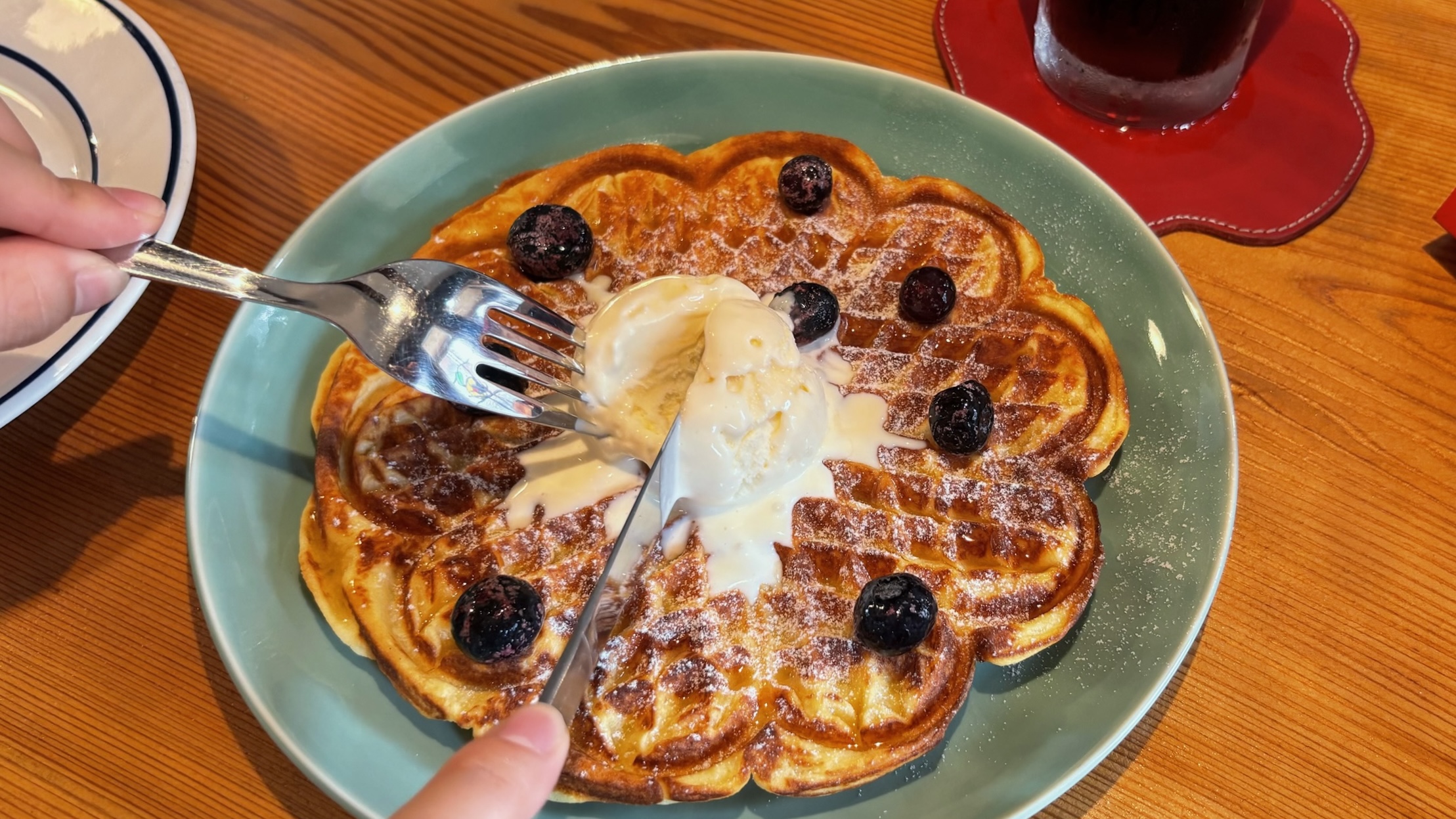 山都町｜ゆる～くスペシャルなコーヒーとワッフルを。アメリカンなわがまま朝ごはんが食べられるカフェ