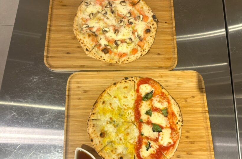 九品寺交差点|ピザをファストフード感覚で!気軽に楽しめる本格ナポリピザ専門店