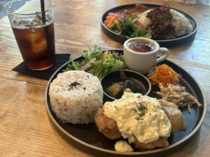 神水本町｜江津湖のほとりでゆったりとした時間と空間を味わうことができるお店