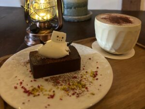 大津町｜蔵カフェでゆっくりと”時感”を堪能