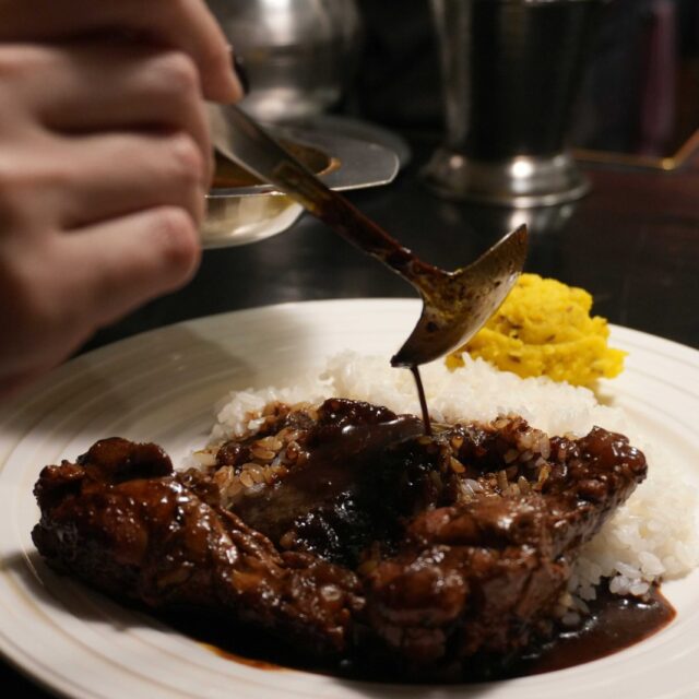 出水｜福岡の人気店で修業を積んだ店主が営む、本格的なスパイスカレー店