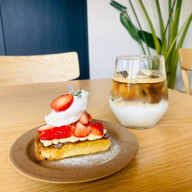 大津町｜桜の見える場所でこだわりのコーヒーと自家製デザートがいただけるコーヒーショップ