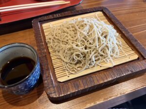 長嶺｜北海道発、細部までこだわり抜かれた蕎麦ランチ