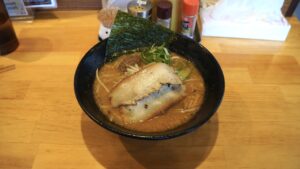 南熊本｜濃厚で本格的！色々な具や味変が楽しめる味噌ラーメン