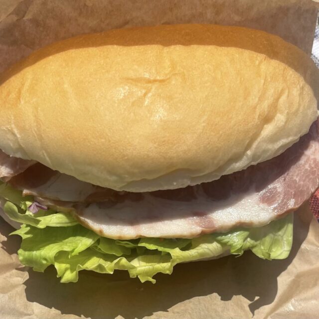 保田窪｜ランチにもおやつにもお出かけにも！夢が詰まったふわふわのコッペパン専門店