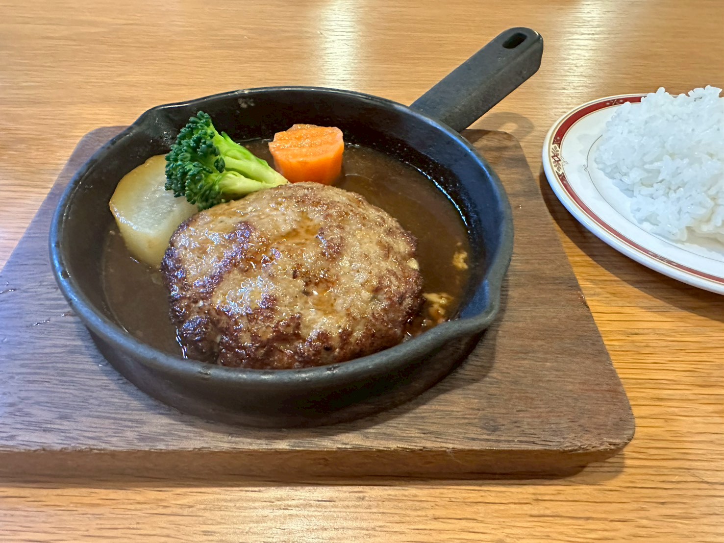 宇土市｜築150年の蔵でいただく洋食ランチ