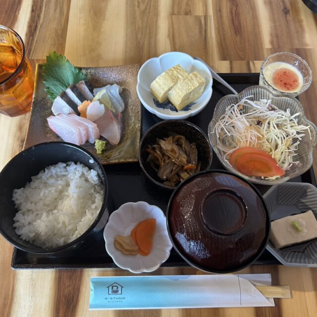 子飼｜コスパ最強の朝ごはんやボリューム満点の和洋ランチが注目のお店