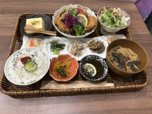 坪井｜気さくで素敵な店主さんが提供する、豪華なランチ