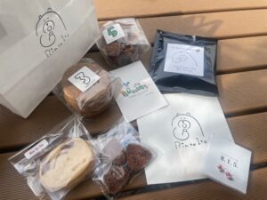 黒髪｜体に優しい素材を使ったクッキーとこだわりのコーヒー、手作りのアクセサリーに出会える住宅街のお菓子屋さん