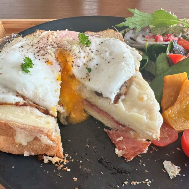 新大江｜大人がほっとひと息できるベーカリーカフェ