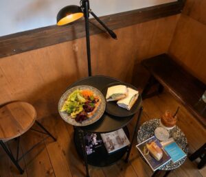 月出｜今日はこの珈琲とあなたと繋がる。人や香りに自然と巡り会えるカフェ＆バー