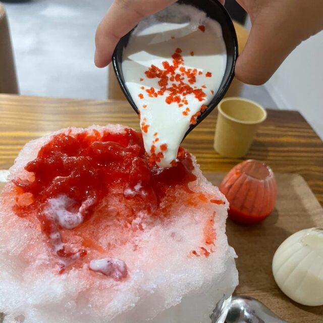 上通｜頭がキーンとしない！？天然氷を使用した贅沢かき氷がいただけるかき氷専門店